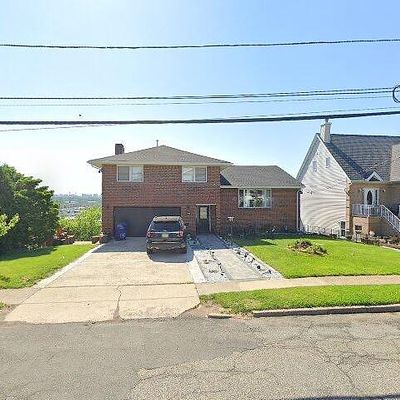 140 Hopper St, Hackensack, NJ 07601