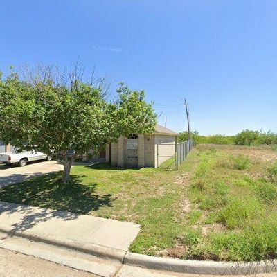 1407 Wilfrano Dr, Laredo, TX 78046