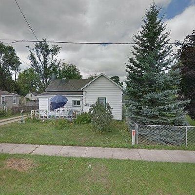 141 Elm St S Nw, Sparta, MI 49345