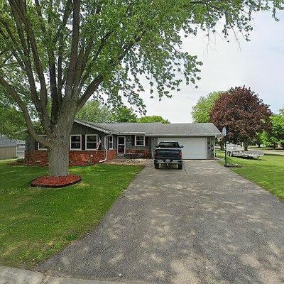 143 N Washington St, Bonduel, WI 54107