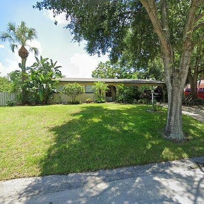 180 N Lakewood Cir, Maitland, FL 32751