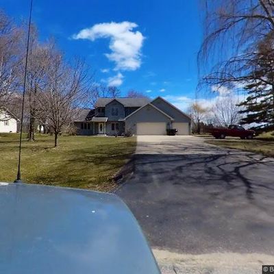 1814 Imperial Rd, Oshkosh, WI 54904