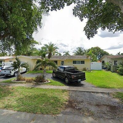 1831 Nw 108 Th Ave, Pembroke Pines, FL 33026