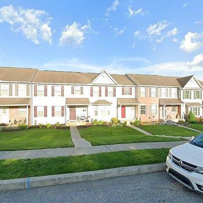 187 Country Ridge Dr, Red Lion, PA 17356