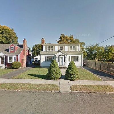 19 Robert St, Hamden, CT 06514