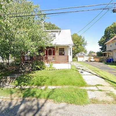 19 S Holly Ave, Maple Shade, NJ 08052