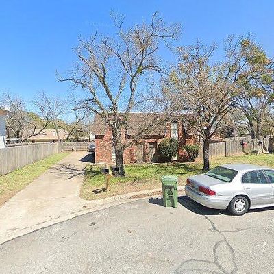 1903 Nolen Ct, Arlington, TX 76012