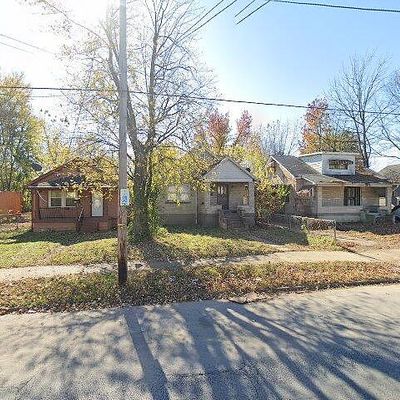 1624 Berry Blvd, Louisville, KY 40215