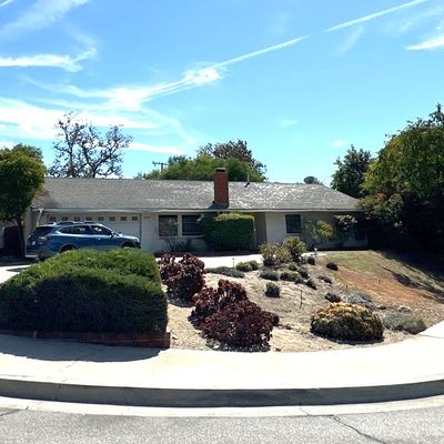 1696 Denver Ave, Claremont, CA 91711