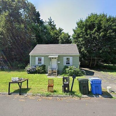 17 Elijah St, Norwich, CT 06360