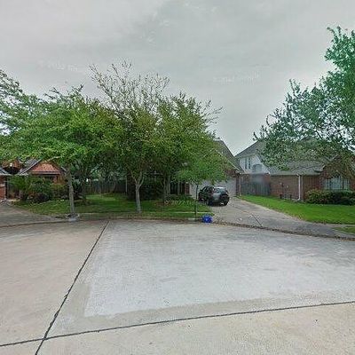 1711 Abellfield Ln, Sugar Land, TX 77478