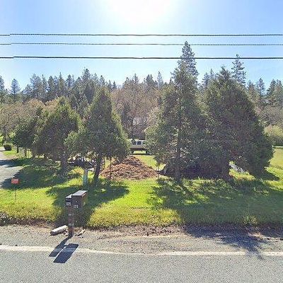 1711 Pleasant Valley Rd, Merlin, OR 97532