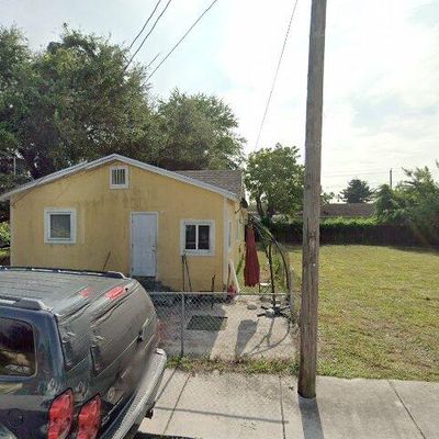 1726 Nw 63 Rd St, Miami, FL 33147