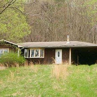 207 View Mountain Rd, Stanley, VA 22851