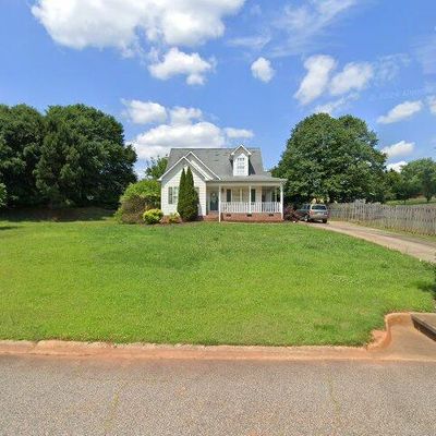 207 Summer Lady Ln, Boiling Springs, SC 29316