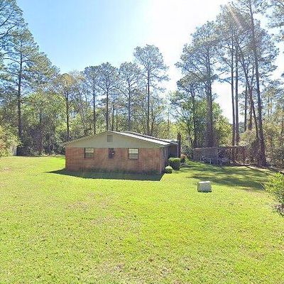 208 Teelinville Dr, Defuniak Springs, FL 32435