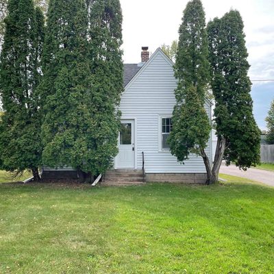 211 4th Avenue, Cambridge, MN 55008