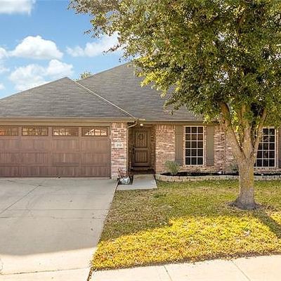 212 Creek Point Ln, Arlington, TX 76002