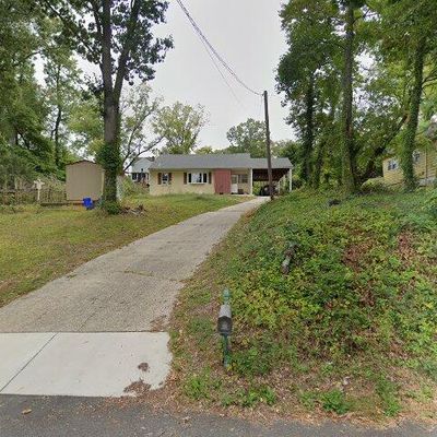 215 Lake Ave, Clementon, NJ 08021