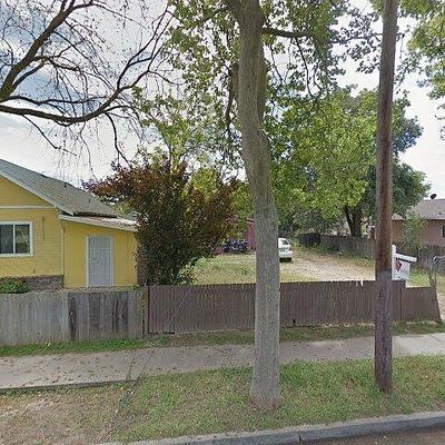 221 California Ave, Modesto, CA 95351