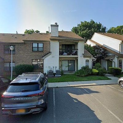 2212 Bayhead Dr, Parlin, NJ 08859