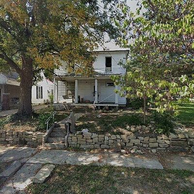 222 S Oak St, Nevada, MO 64772