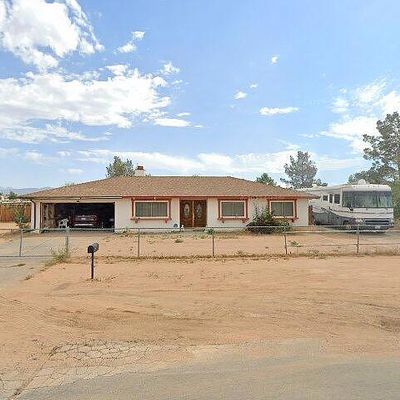 22267 Gayhead Rd, Apple Valley, CA 92307