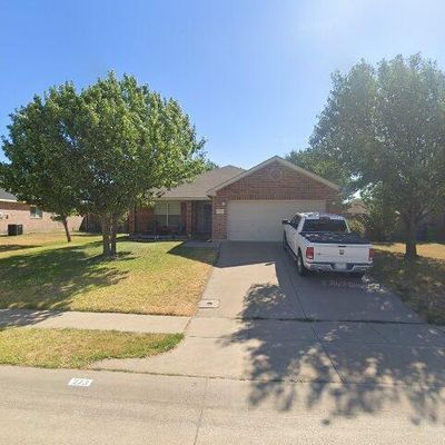 223 Gayleh Ln, Waxahachie, TX 75165