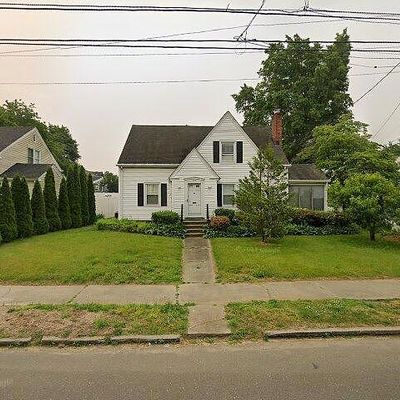 195 Dixon St, Bridgeport, CT 06604