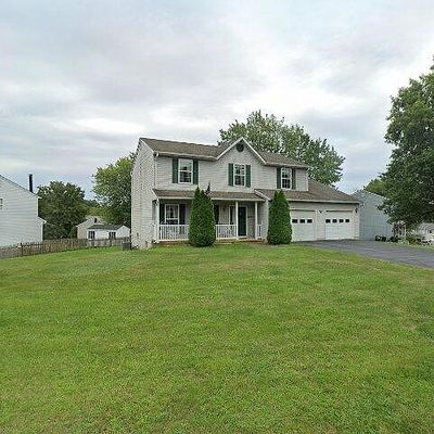 195 Pheasant Run Ln, Hanover, PA 17331