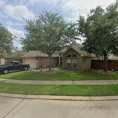 19523 Papago Dr, Tomball, TX 77377