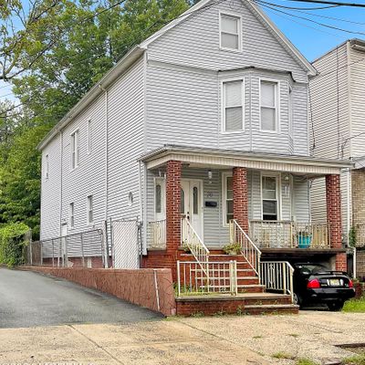 20 31st Street, Bayonne, NJ 07002