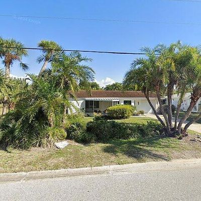 201 Lyons Bay Rd, Nokomis, FL 34275