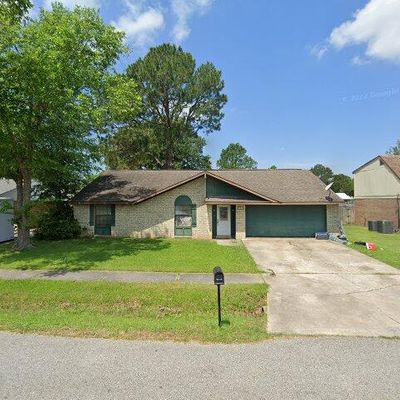 203 Titan Dr, Lafayette, LA 70508