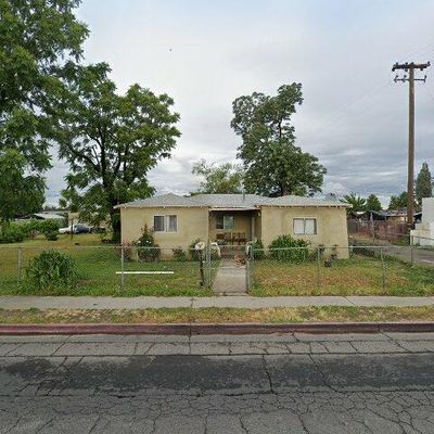 2416 S Cedar Ave, Fresno, CA 93725