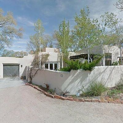 27 Arroyo Griego #B, Santa Fe, NM 87506