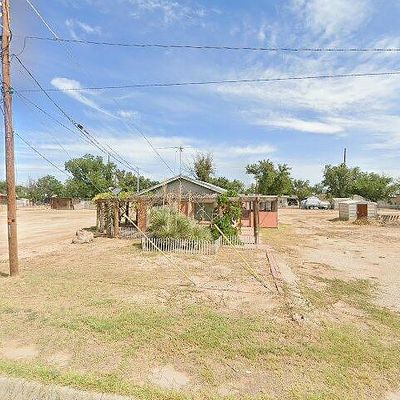 2310 Oregon St, Carlsbad, NM 88220