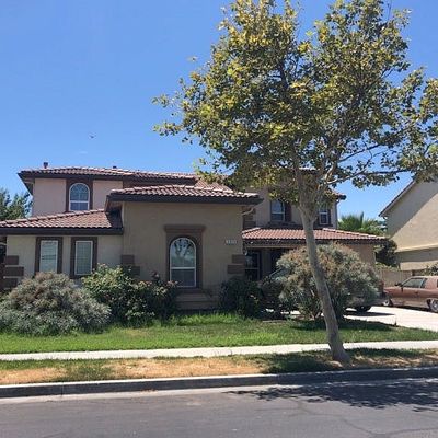 2329s Creekside Dr, Los Banos, CA 93635