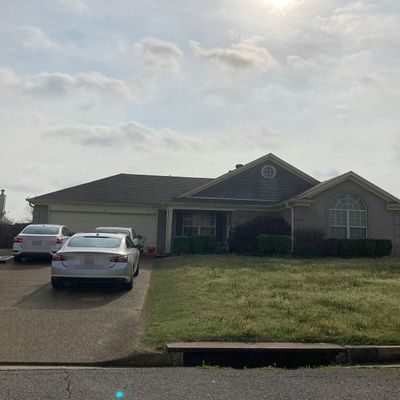 30 Gracie Cv, Oakland, TN 38060