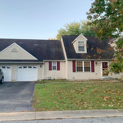 30 N Hawthorne Dr, Coatesville, PA 19320