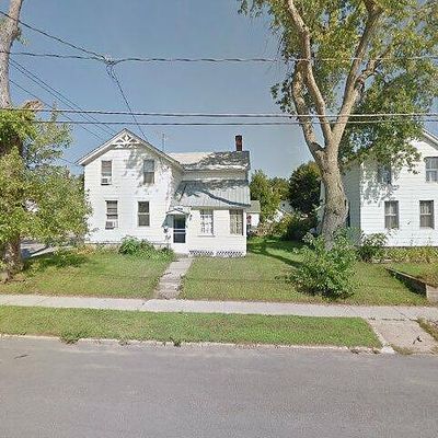 301 Oak St, Corinth, NY 12822