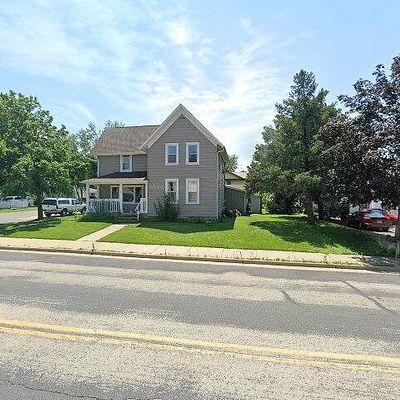 302 W Juneau St, Hustisford, WI 53034