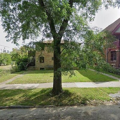 3042 N Palmer St, Milwaukee, WI 53212