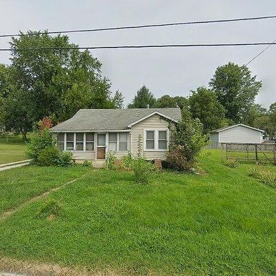 308 E 2 Nd Ave, Huntingburg, IN 47542