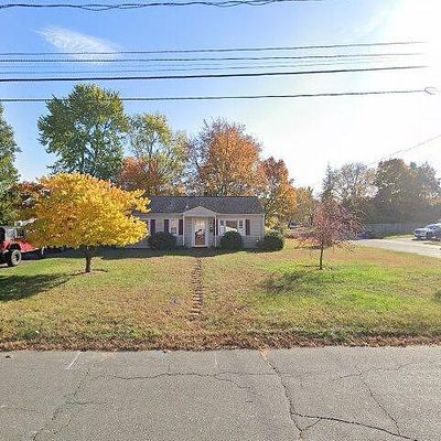 31 Laurel Rd, Windsor Locks, CT 06096