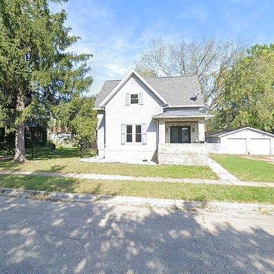 315 E Hancock St, New London, WI 54961