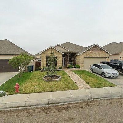 318 Silver Leaf Oak Dr, Laredo, TX 78045