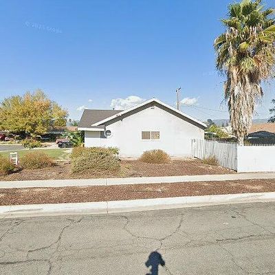 270 E Lurelane St, Rialto, CA 92376