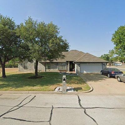 2800 Wessex Ct, Bryan, TX 77802