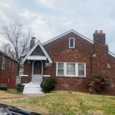 2831 Colonial Ave, Saint Louis, MO 63121